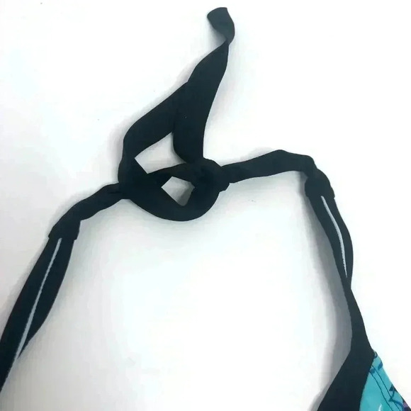 Nike Black Triangle Bikini Top Floral Detail - Picture 5 of 11